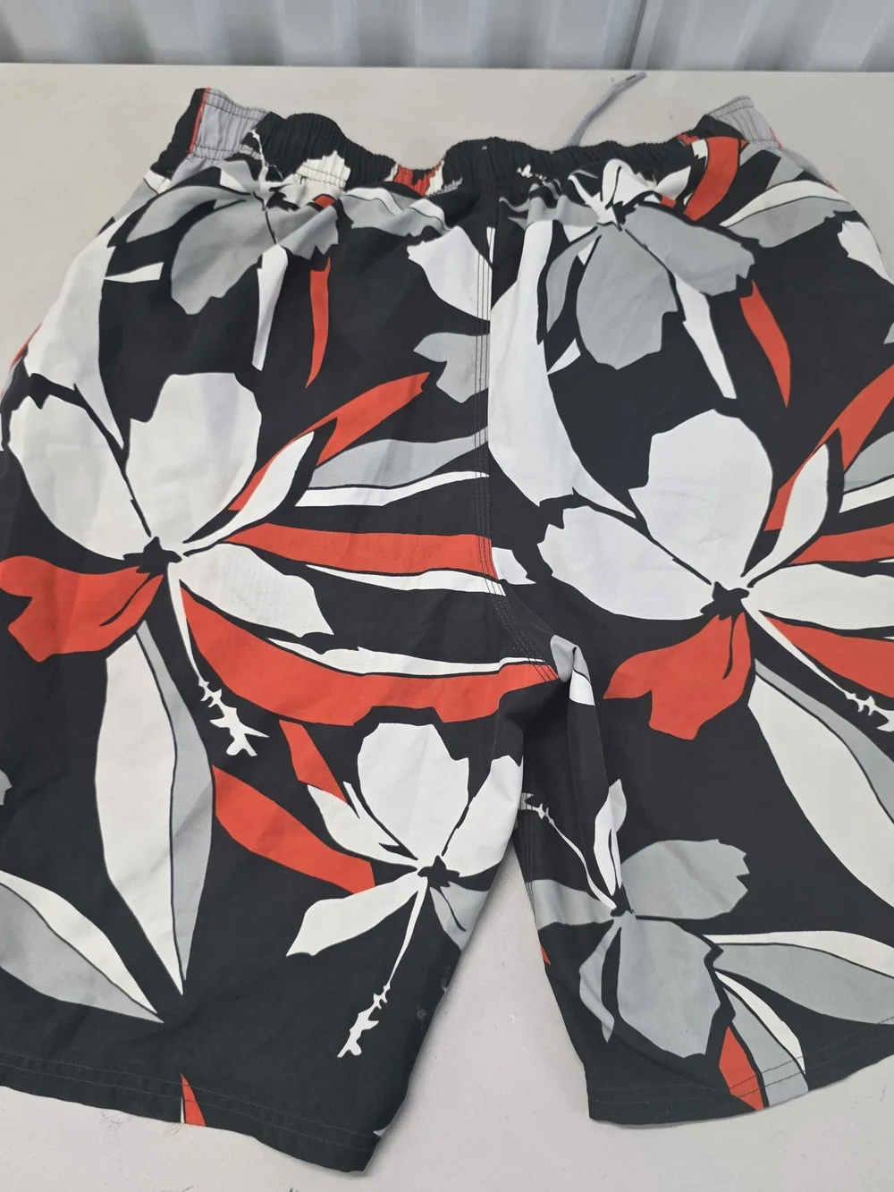 Vintage Nike Men’s Floral Orange Design Swim Trunks Beach Board Shorts Large